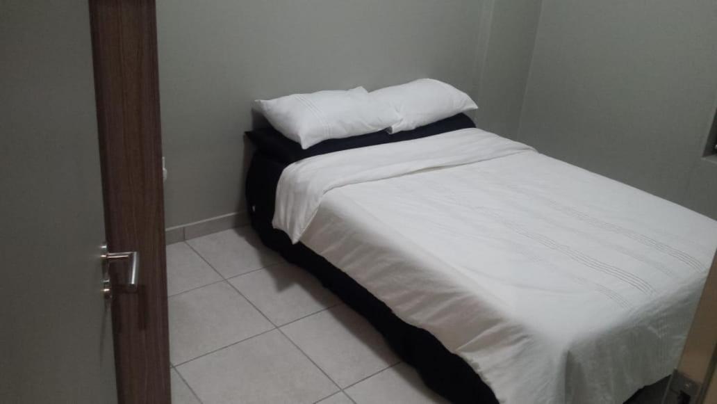 One Rosebank Stay Γιοχάνεσμπουργκ Εξωτερικό φωτογραφία