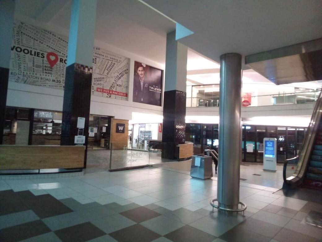 One Rosebank Stay Γιοχάνεσμπουργκ Εξωτερικό φωτογραφία