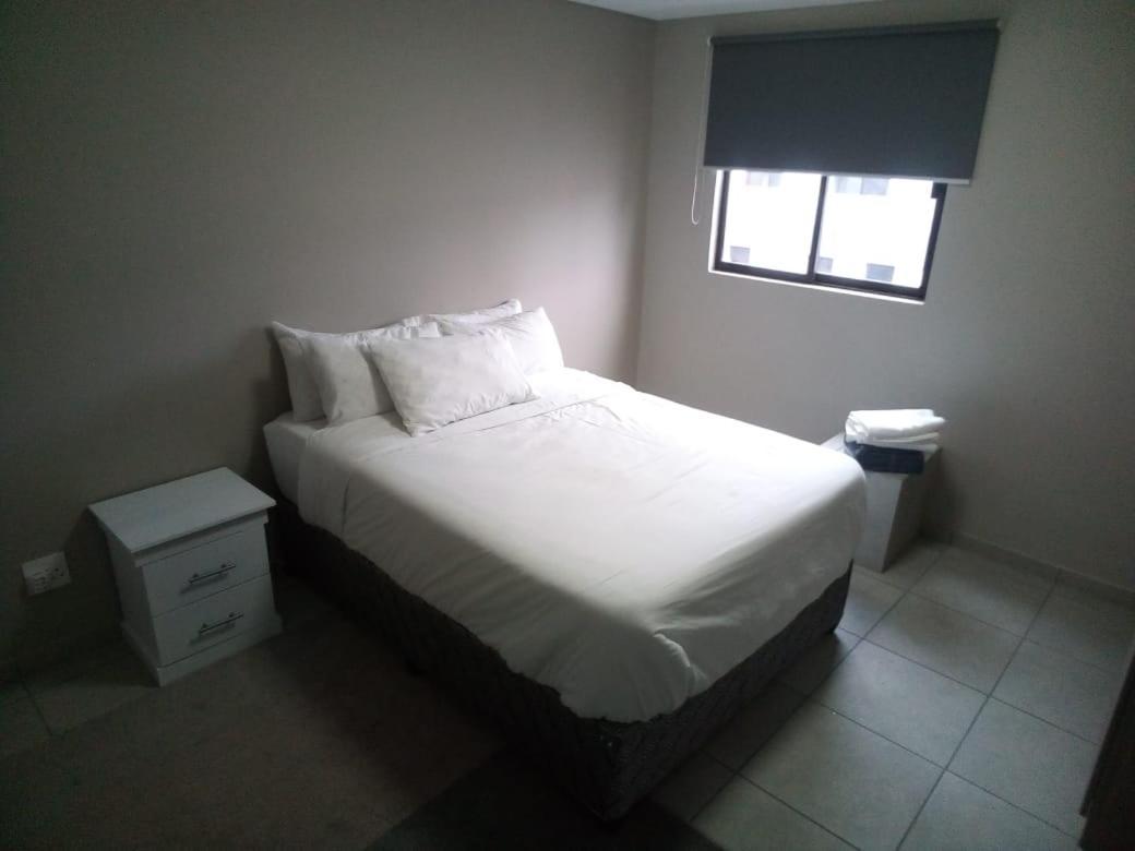 One Rosebank Stay Γιοχάνεσμπουργκ Εξωτερικό φωτογραφία