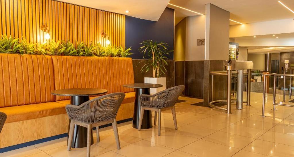 One Rosebank Stay Γιοχάνεσμπουργκ Εξωτερικό φωτογραφία